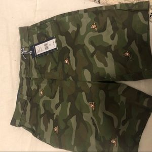 NWT!!Vineyard Vines Breaker  Size 10 shorts!